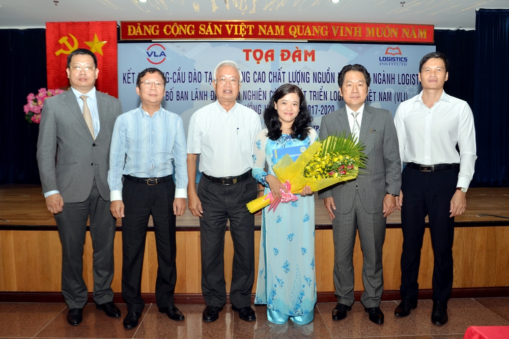 increasing added value of logistics services