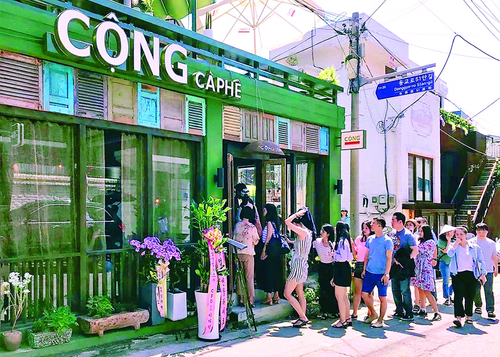the rise and fall of coffee houses in vietnam