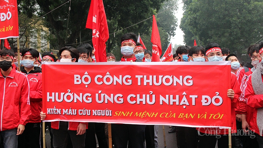 Bộ Công Thương tiếp tục hưởng ứng “Chủ nhật Đỏ” năm 2021