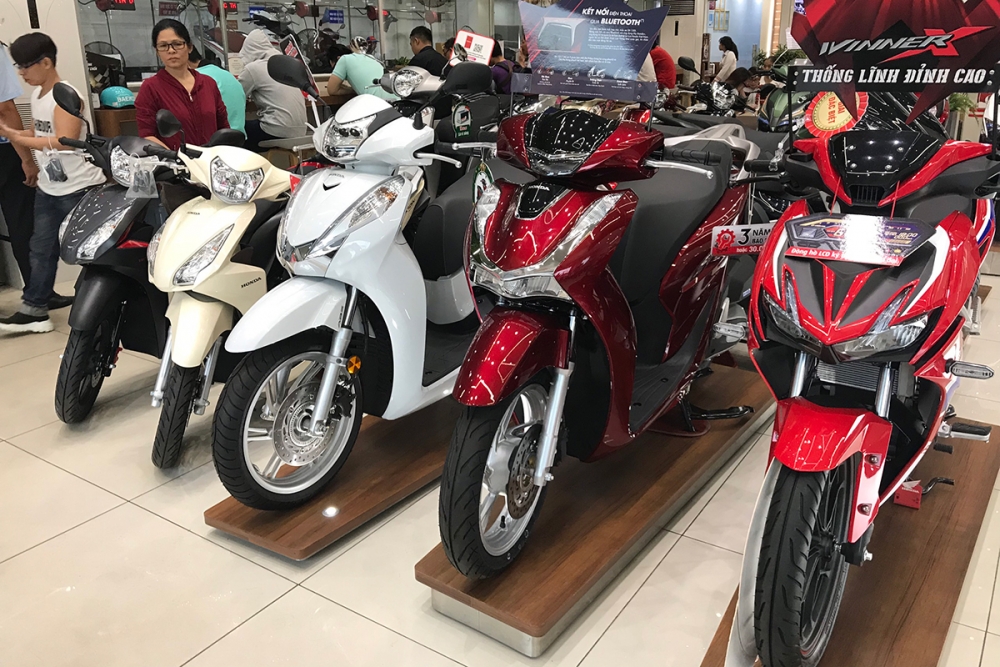 Thị trường xe máy Việt Nam tiếp tục sụt giảm trong 