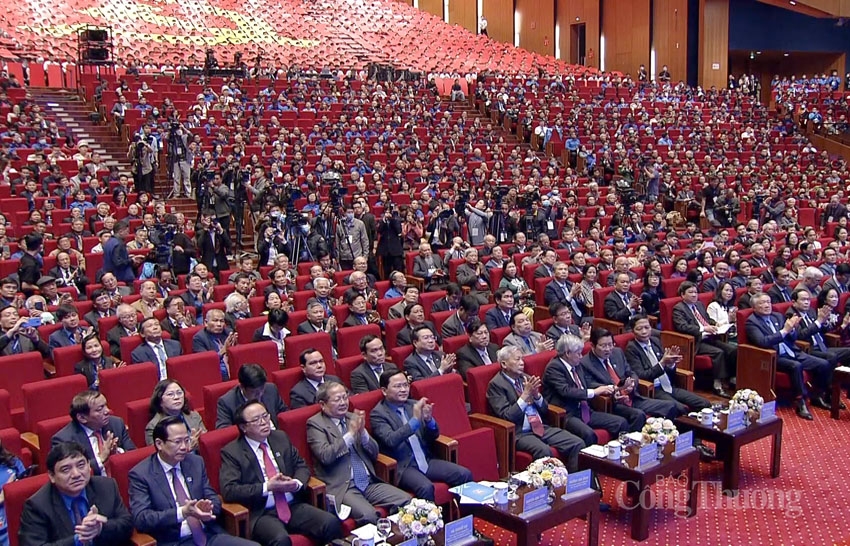 Các đồng chí lãnh đạo Đảng, Nhà nước dự lễ kỷ niệm