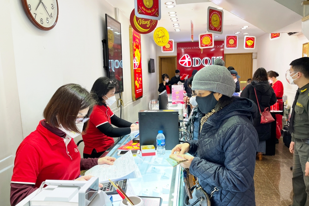 Giá vàng giảm liên tiếp  Giá vàng giảm liên tiếp