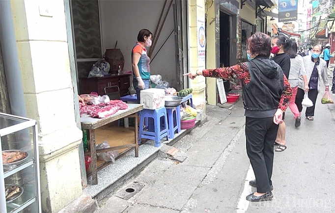 cho dan sinh ha noi sang tao trong gian cach xa hoi