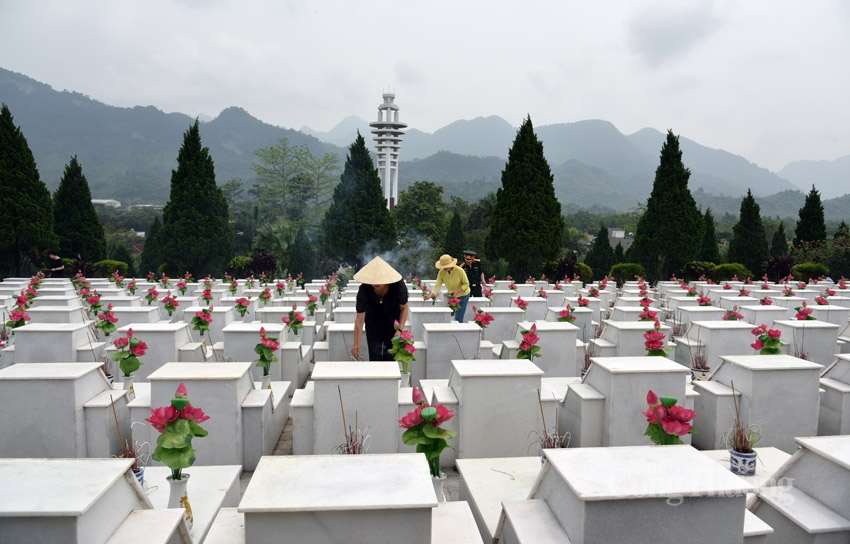 “Nối nhịp” yêu thương đến học sinh nghèo vượt khó tại Hà Giang