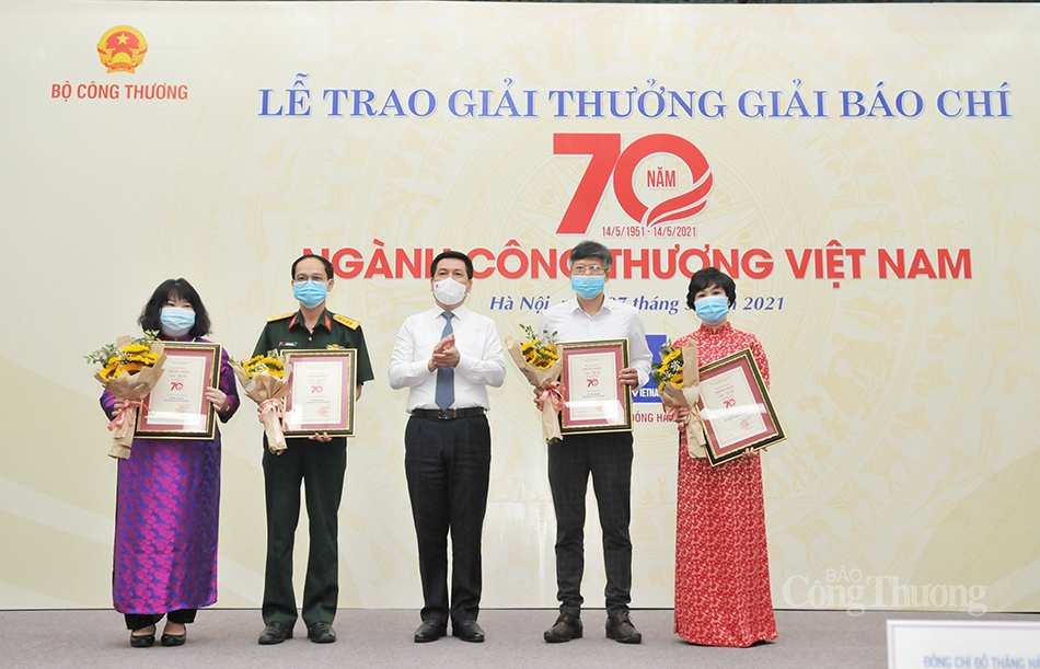 Giải Báo chí 70 năm ngành Công Thương: Tôn vinh 41 nhóm tác giả, tác phẩm Giải Báo chí 70 năm ngành Công Thương: Tôn vinh 41 nhóm tác giả, tác phẩm