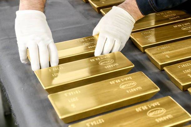 Vàng thế giới tiếp đà giảm, neo gần đáy 3 tháng Vàng thế giới tiếp đà giảm, neo gần đáy 3 tháng