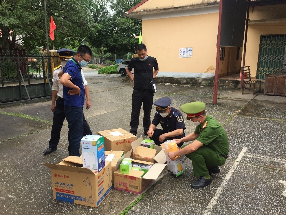 Quản lý thị trường Lạng Sơn: Tăng cường phối hợp kiểm tra, kiểm soát thị trường Quản lý thị trường Lạng Sơn: Tăng cường phối hợp kiểm tra, kiểm soát thị trường