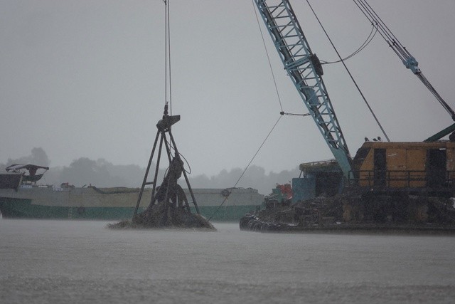 Phó Thủ tướng yêu cầu tăng cường quản lý hoạt động khai thác cát Phó Thủ tướng yêu cầu tăng cường quản lý hoạt động khai thác cát