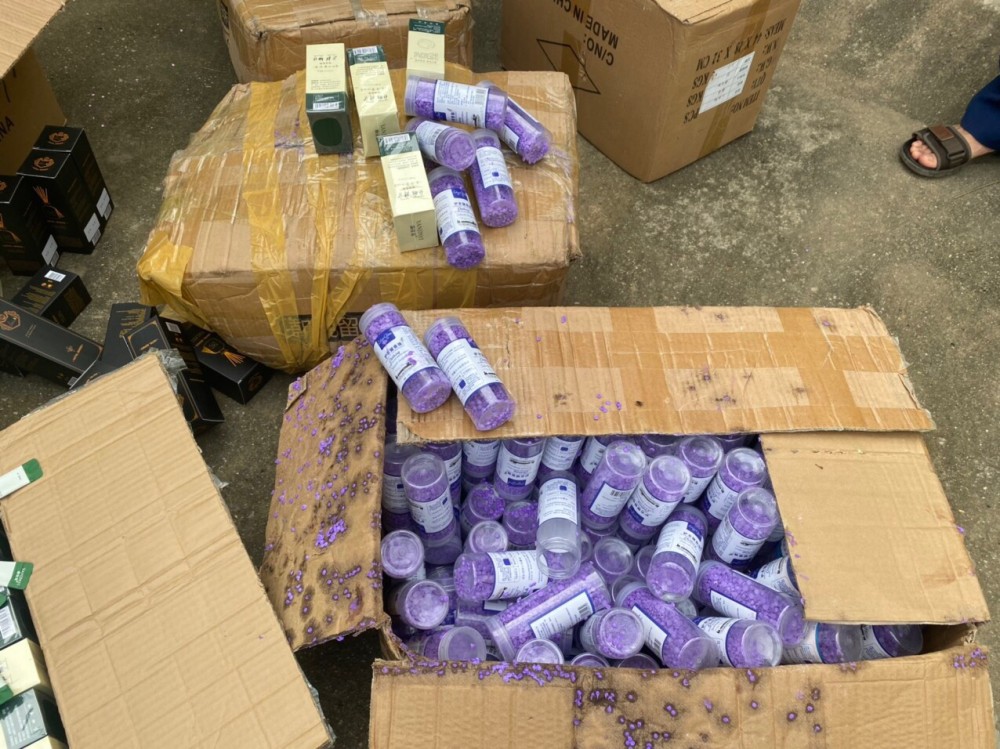 Hàng hóa vi phạm Hàng hóa vi phạm