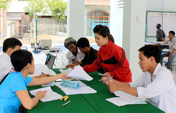 Bình Phước: 100% lao động được tư vấn bảo hiểm thất nghiệp binh phuoc 100 lao dong duoc tu van bao hiem that nghiep