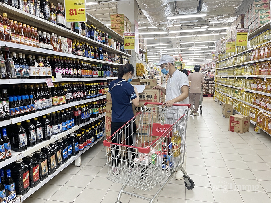 Bảo vệ quyền lợi người tiêu dùng: Cần giải pháp đồng bộ Bảo vệ quyền lợi người tiêu dùng: Cần giải pháp đồng bộ