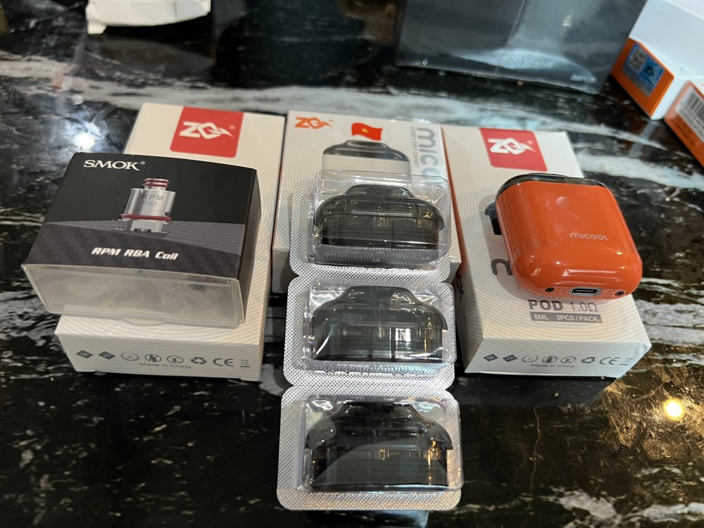 Các sản phẩm được kinh doanh tại cơ sở của Phạm Lê Việt Khánh Các sản phẩm được kinh doanh tại cơ sở của Phạm Lê Việt Khánh