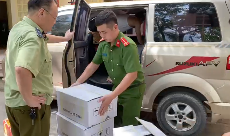 Lực lượng chức năng Lạng Sơn kịp thời ngăn chặn gần 1.000 sản phẩm, thực phẩm nhập lậu lang-son-ngan-chan-gan-1000-san-pham-thuc-pham-nhap-lau
