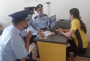 Gia Lai: Tăng cường tuyên truyền chống hàng giả tại các đại lý chuyển phát nhanh