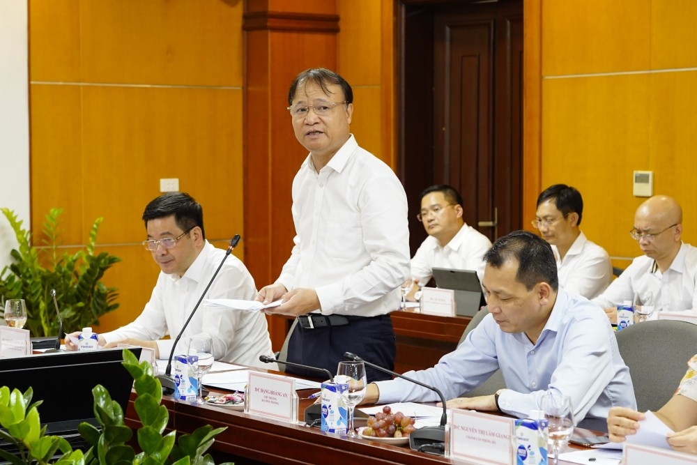 Thủ tướng: Hệ thống thương vụ tiếp tục góp phần xây dựng đất nước hùng cường Thủ tướng: Hệ thống thương vụ tiếp tục góp phần xây dựng đất nước hùng cường