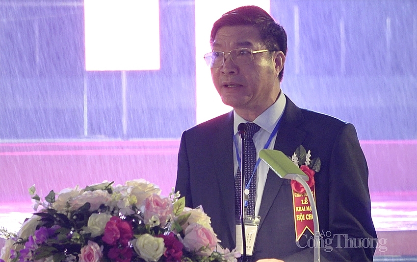 Thúc đẩy xúc tiến thương mại khu vực đồng bằng sông Hồng thuc-day-xuc-tien-thuong-mai-khu-vuc-dong-bang-song-hong