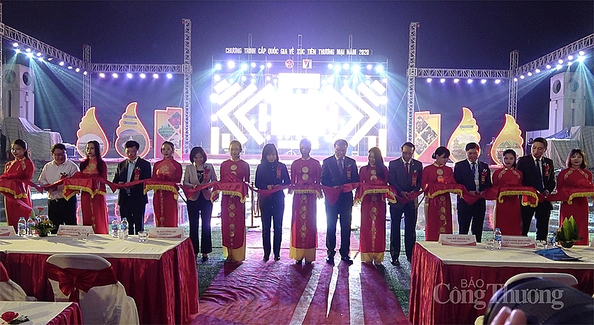 Thúc đẩy xúc tiến thương mại khu vực đồng bằng sông Hồng thuc-day-xuc-tien-thuong-mai-khu-vuc-dong-bang-song-hong-2