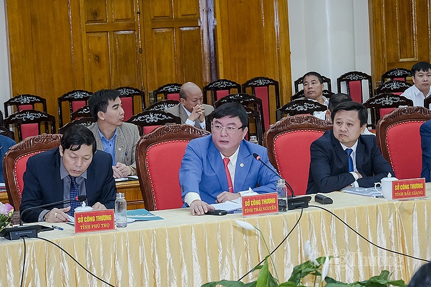 Đại diện 14 Sở Công Thương khu vực đã thảo luận, cho ý kiến đóng góp phát triển vùng 1551-dscf2237-copy-copy