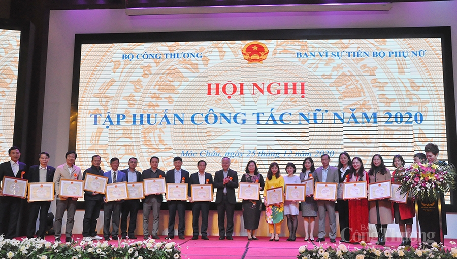 Bộ Công Thương đẩy mạnh công tác Nữ trong tình hình mới Bộ Công Thương đẩy mạnh công tác Nữ trong tình hình mới