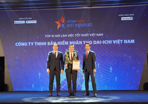 Dai-ichi Life Việt Nam được vinh danh top 4 “Nơi làm việc tốt nhất Việt Nam - Ngành bảo hiểm” Dai-ichi Life Việt Nam được vinh danh top 4 “Nơi làm việc tốt nhất Việt Nam - Ngành bảo hiểm”