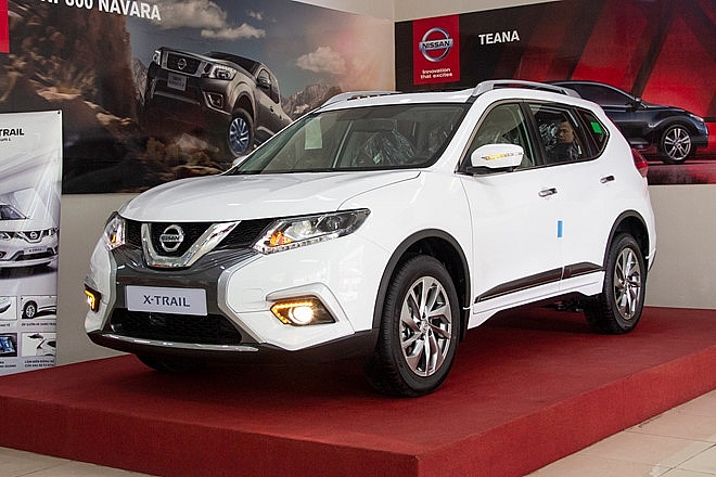 hai mau xe cua nissan mo hang giam gia tren thi truong o to
