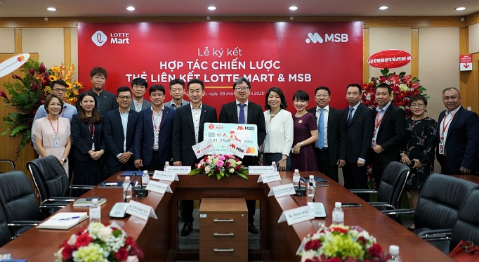 msb tai hop tac voi lotte nang cap the dong thuong hieu