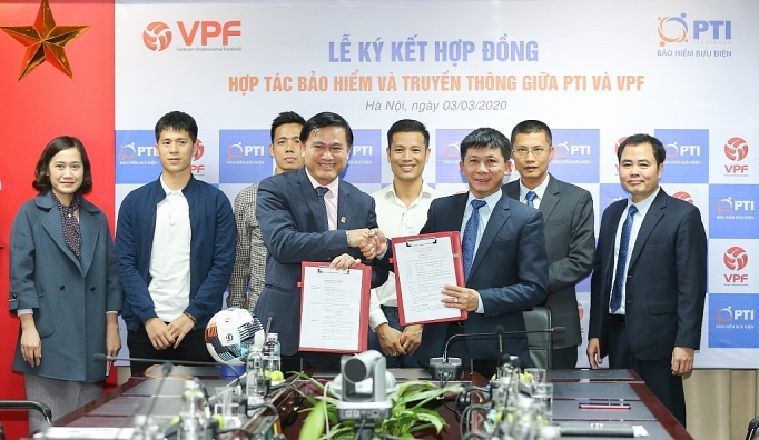 pti va vpf ho p ta c ba o hie m cho ca c gia i bo ng da chuyen nghie p quo c gia 2020