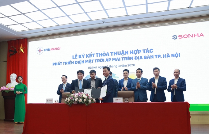 EVN Hà Nội và Tập đoàn Sơn Hà hợp tác phát triển điện mặt trời áp mái evn ha no i va ta p doa n son ha ho p ta c pha t trie n die n ma t tro i a p ma i