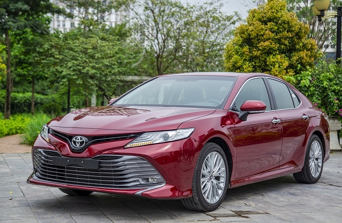 camry the he thu 8 gay soc ve gia ban