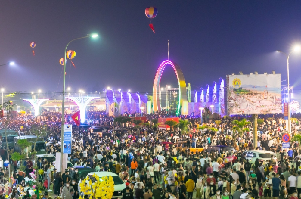 Du lịch nội địa "bùng nổ" trong 3 ngày nghỉ lễ