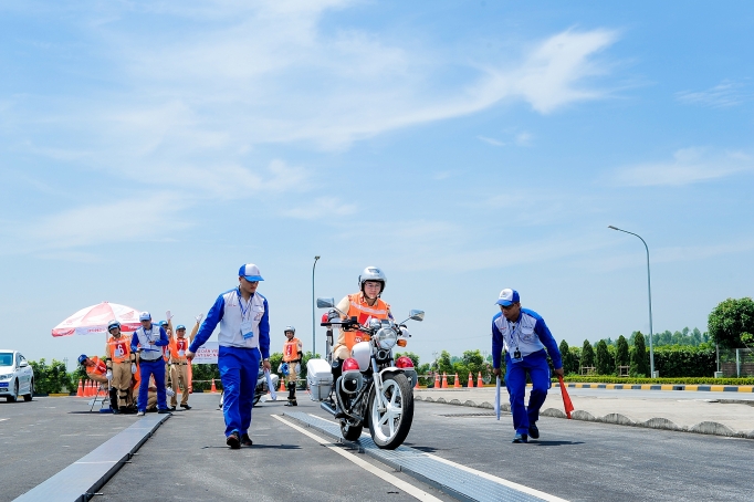 honda vie t nam da t doanh so ba n xe ma y ky lu c trong nam ta i chi nh 2020