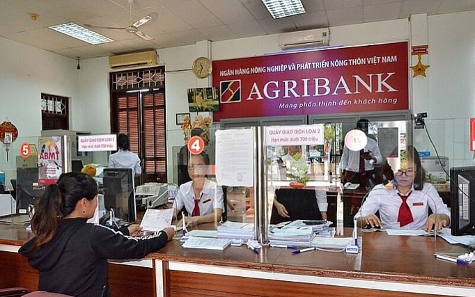 Agribank miễn giảm lãi, hạ lãi suất cho 29.000 khách hàng bị ảnh hưởng bởi COVID-19 agribank mien giam lai ha lai suat cho 29000 khach hang bi anh huong boi covid 19