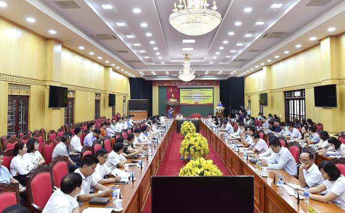 ke t no i ngan ha ng doanh nghie p tie p tu c tha o die m nghe n trong tie p ca n vay vo n