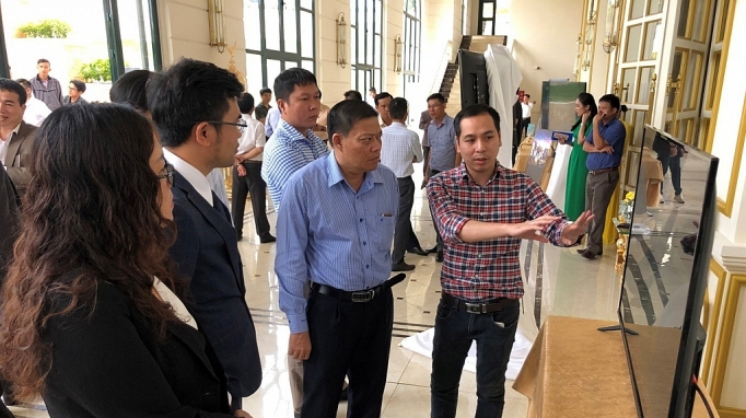 giai phap xay dung chinh phu dien tu va thanh pho thong minh tren nen tang dien toan dam may