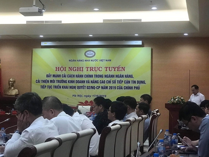 nganh ngan hang tang giai phap tiep can von va dich vu toi nguoi dan doanh nghiep
