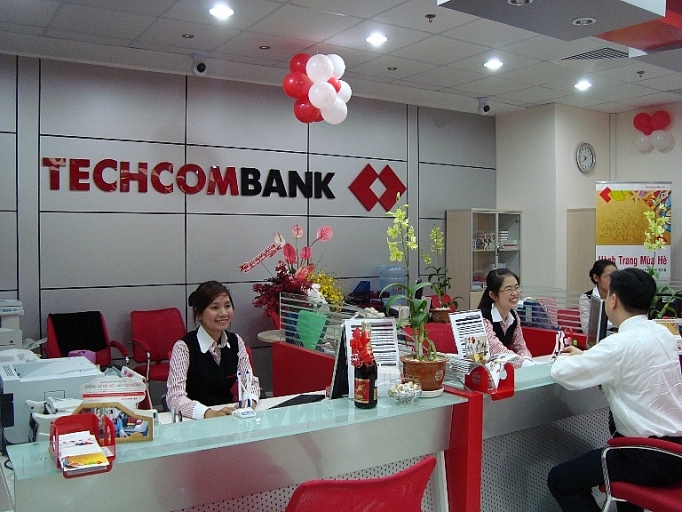 da tien ich voi ngan hang truc tuyen f st ebank mien phi tai techcombank