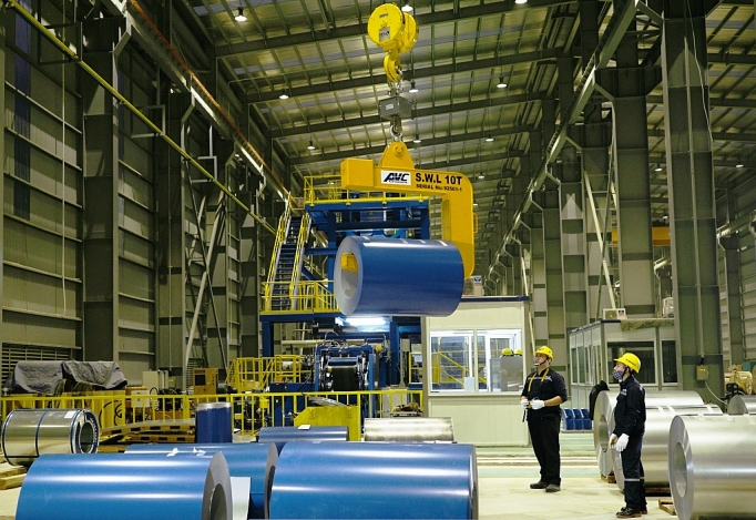 Tôn Hòa Phát chạy đồng bộ các dây chuyền trong tháng 10 ton hoa phat chay dong bo cac day chuyen trong thang 10