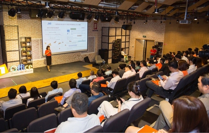 mb ra mat san pham dong thuong hieu 1office