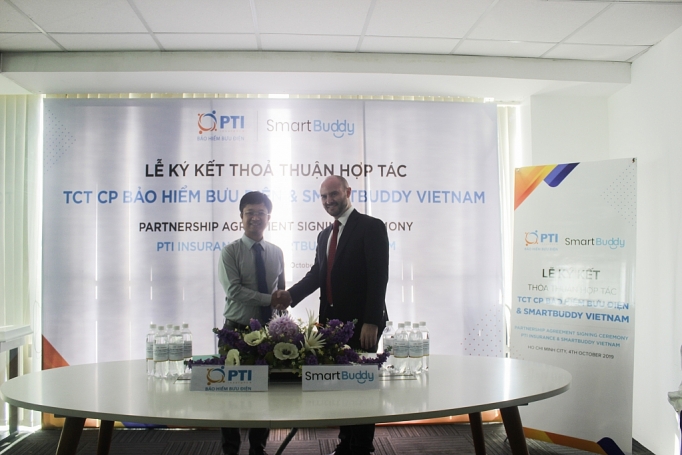pti hop tac voi smartbuddy viet nam phat trien bao hiem truc tuyen