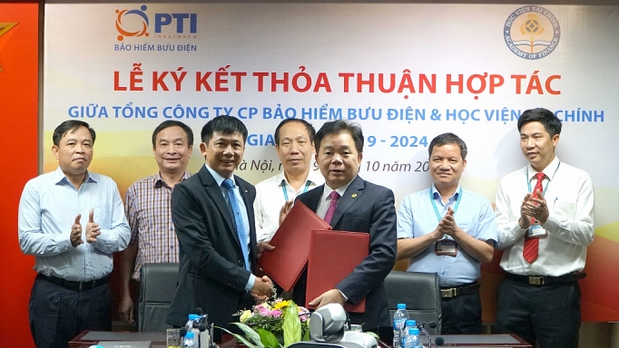 pti va hoc vien tai chinh hop tac phat trien nguon nhan su chat luong cao cho thi truong bao hiem