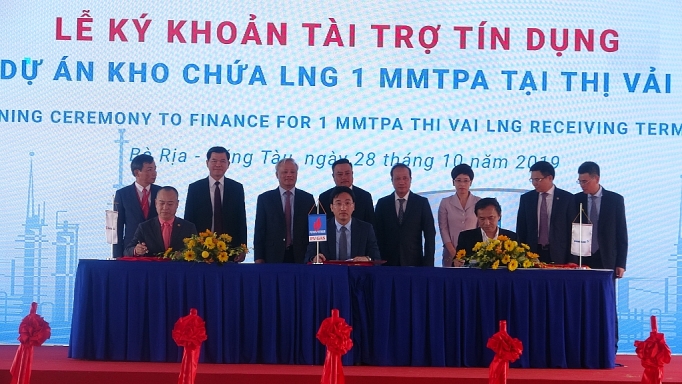 pv gas ky ket tai tro tin dung du an kho chua lng thi vai