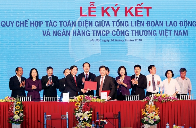 Thu kinh phí công đoàn toàn quốc qua ngân hàng: Đa lợi ích thu kinh phi cong doan toan quoc qua ngan hang da loi ich