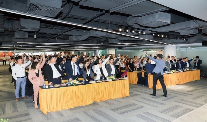 cenland phan phoi doc quyen du an hang hieu king palace