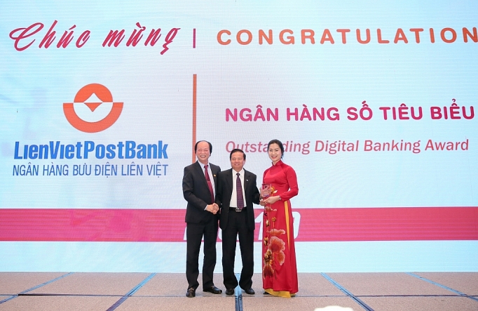 lienvietpostbank nha n gia i thuo ng ngan hang so tieu bieu