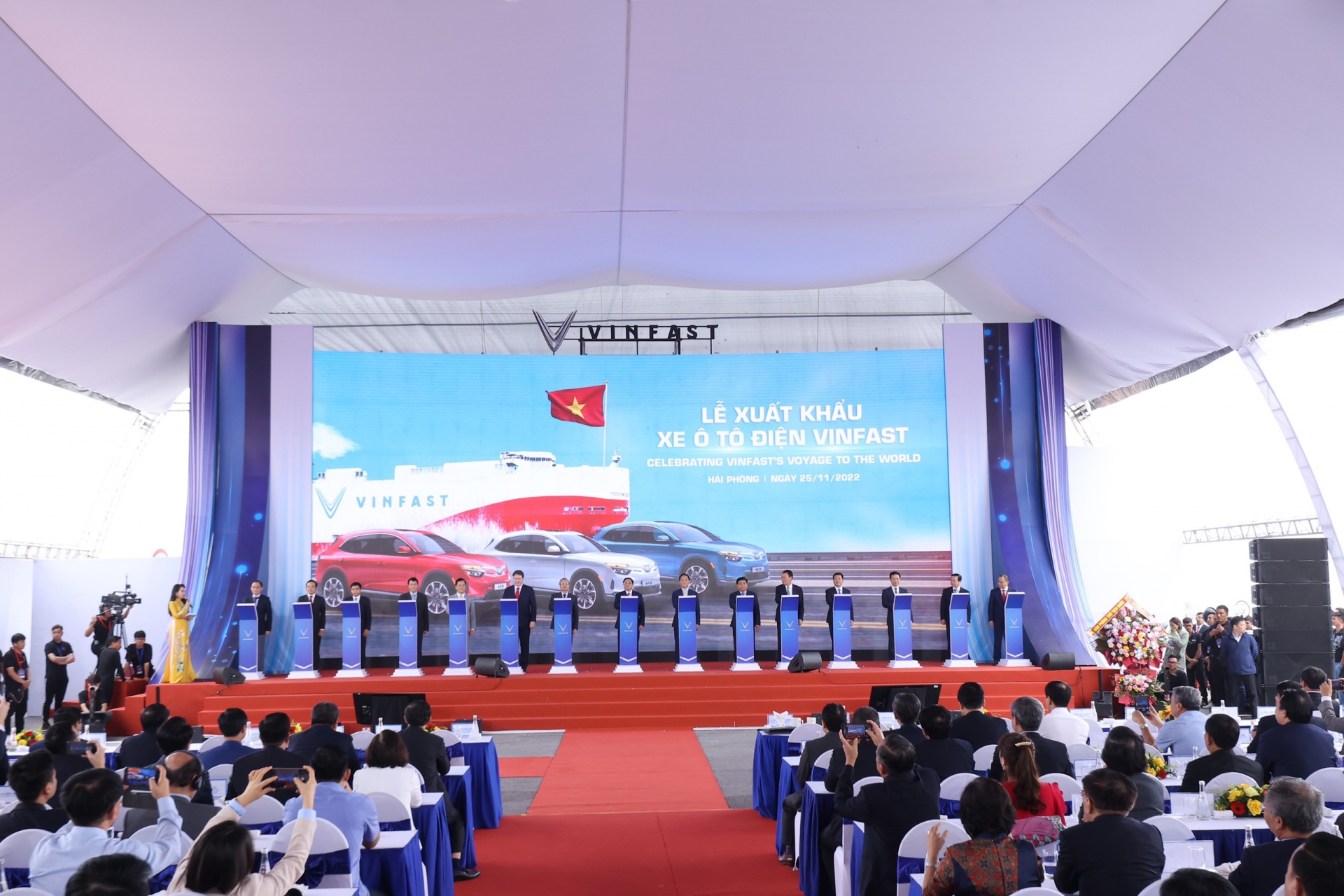 Thương hiệu ô tô điện Việt Nam lần đầu tiên tiến ra thế giới Thương hiệu ô tô điện Việt Nam lần đầu tiên tiến ra thế giới