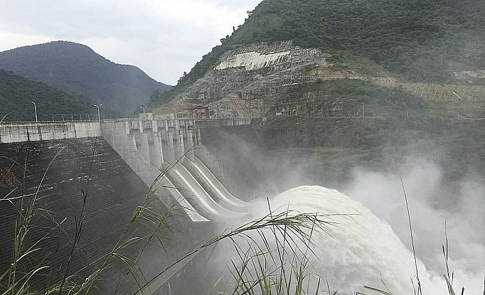 nghe an loai bo 15 du an thuy dien khoi quy hoach