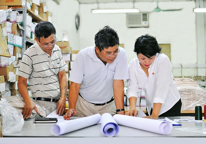 Nới cửa cung ứng vốn cho doanh nghiệp siêu nhỏ- VPBank tiếp tục tiên phong noi cua cung ung von cho doanh nghiep sieu nho vpbank tiep tuc tien phong