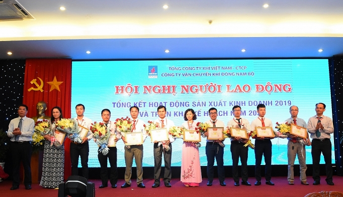 Công ty Vận chuyển Khí Đông Nam Bộ: Về đích sớm năm 2019, tập trung nguồn lực cho phát triển bền vững cong ty van chuyen khi dong nam bo ve dich som nam 2019 tap trung nguon luc cho phat trien ben vung