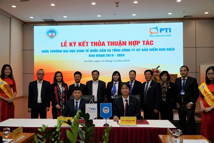 Đại học Kinh tế Quốc dân hợp tác với PTI da i ho c kinh te quo c dan ho p ta c vo i pti