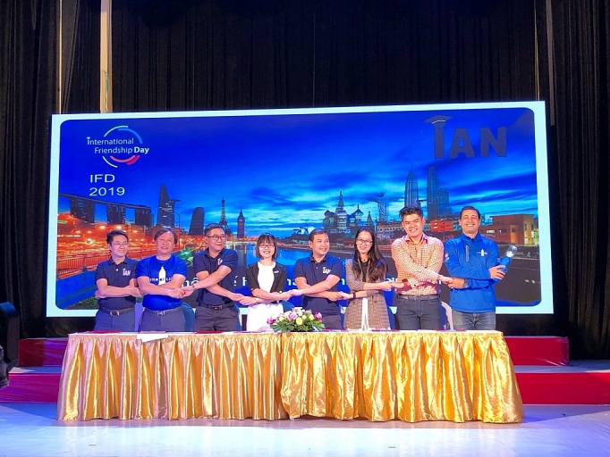 abbank tet an binh 2020 mang anh sang den que ngheo binh phuoc